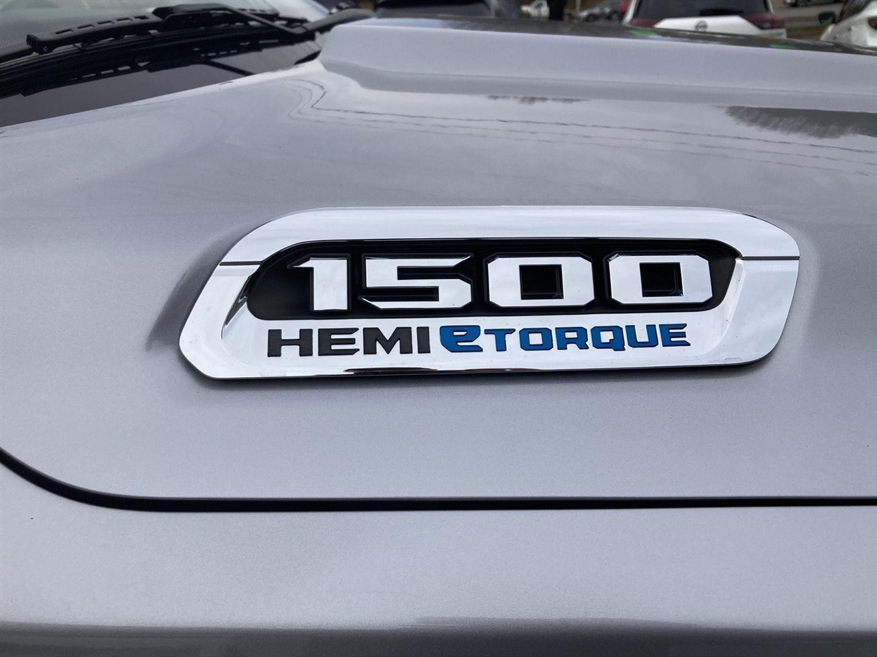 RAM 1500 Big Horn 4x4 Crew Cab 5'7" Box 2021