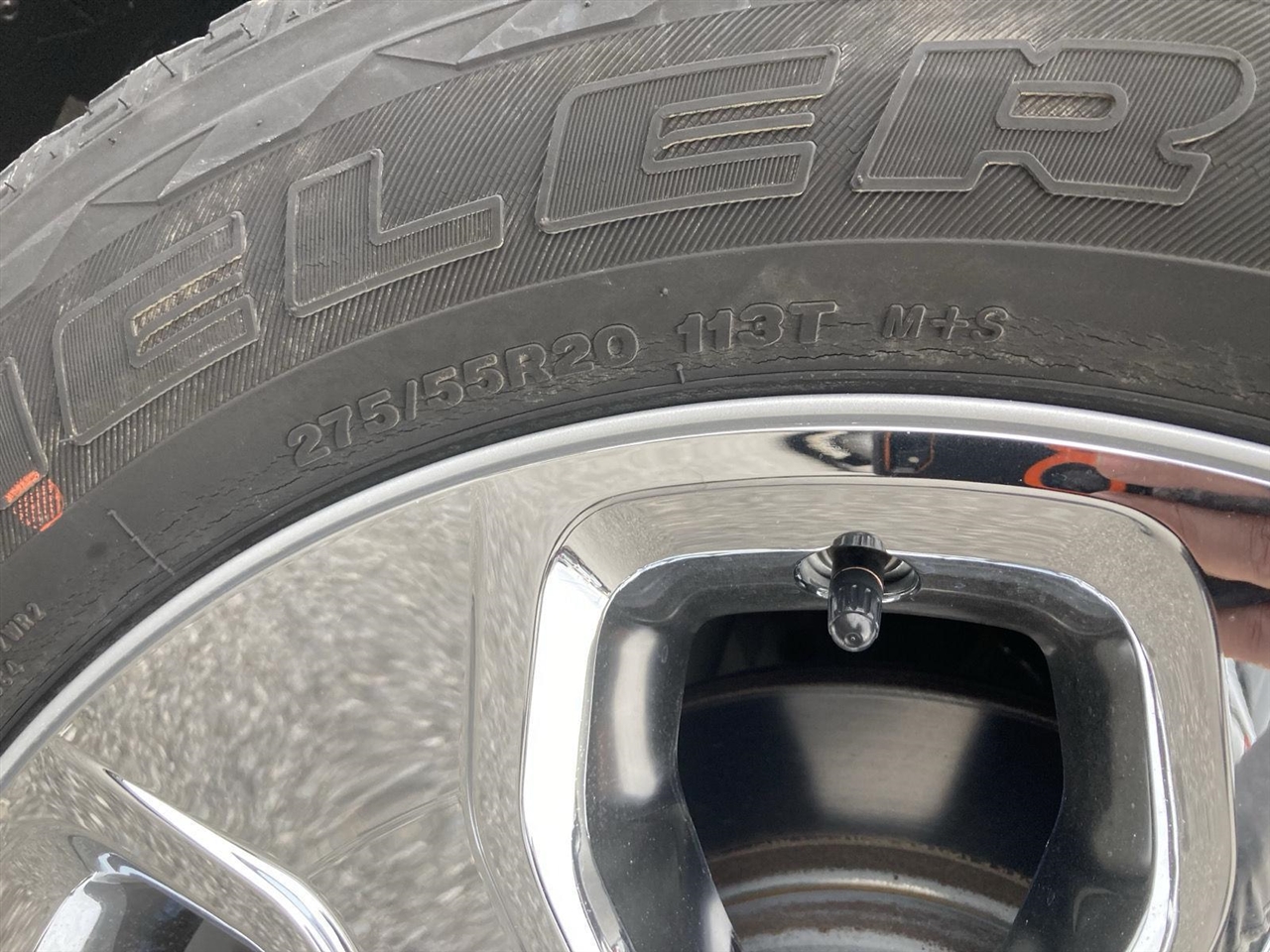 RAM 1500 Big Horn 4x4 Crew Cab 5'7" Box 2021