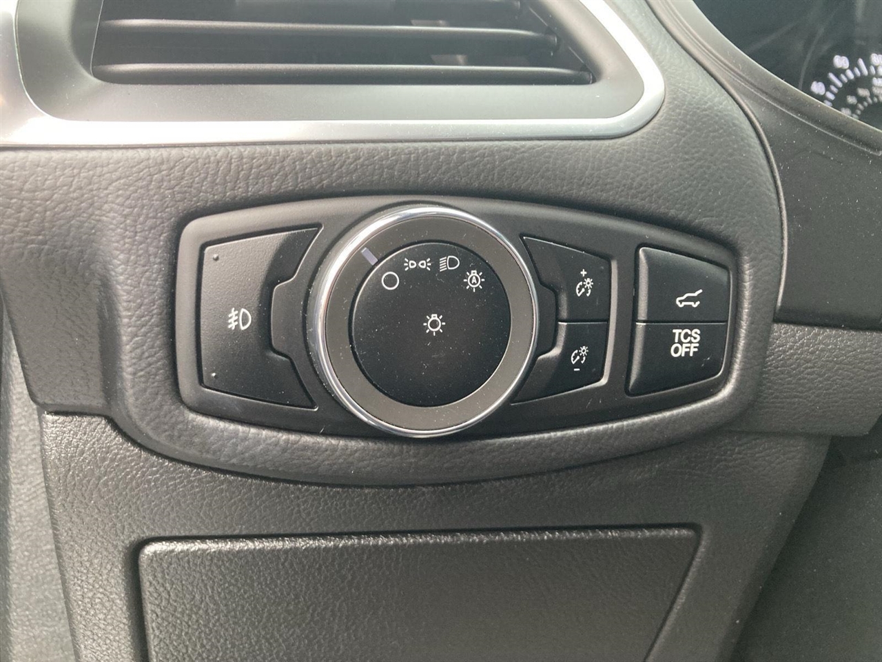 Ford Edge Titanium AWD 2024