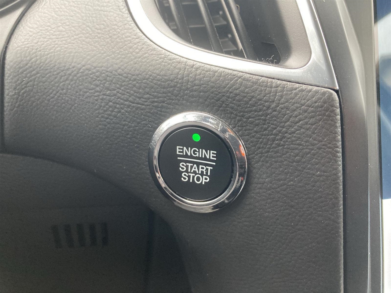 Ford Edge Titanium AWD 2024