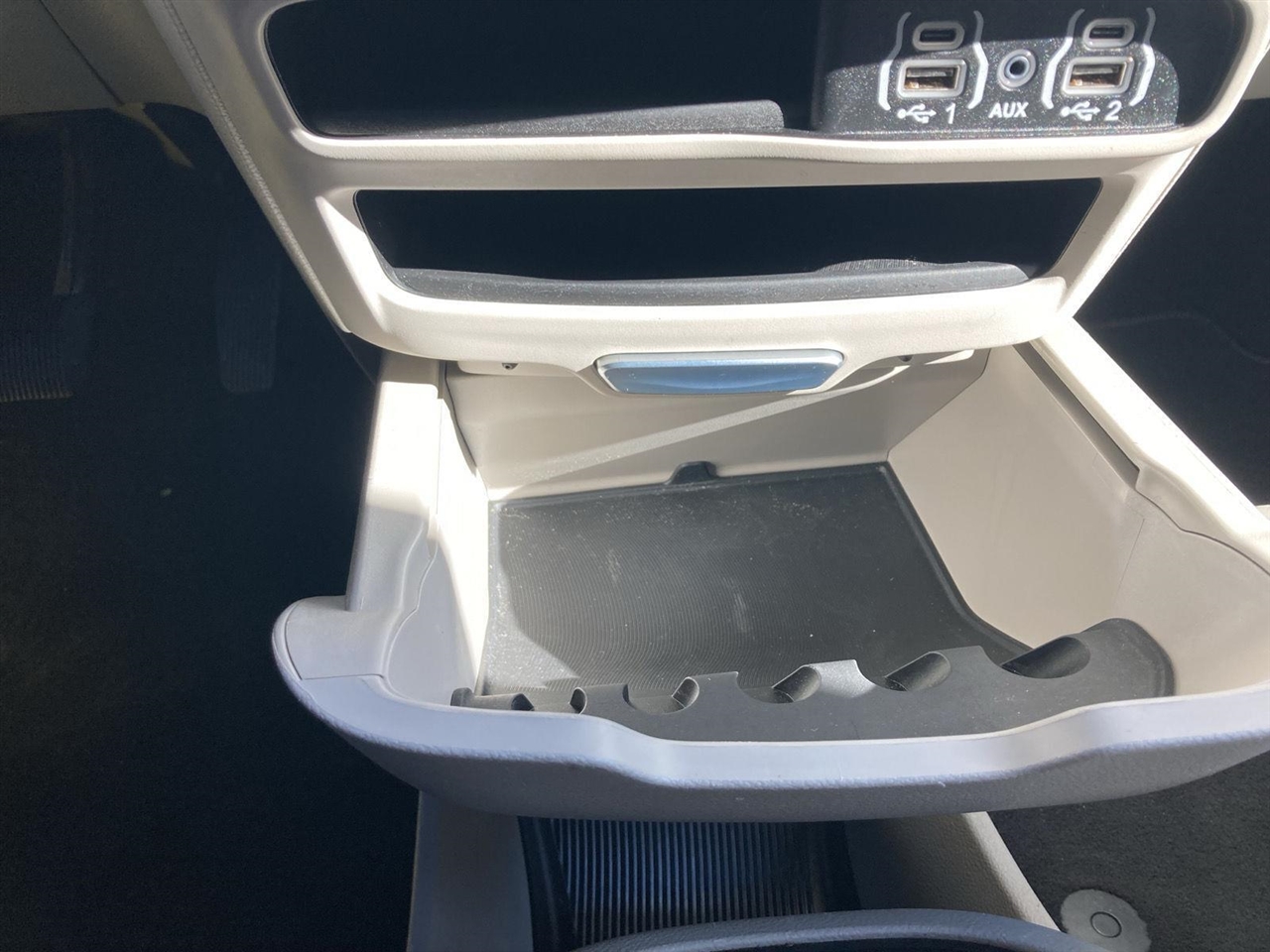 Chrysler Pacifica Touring L FWD 2023