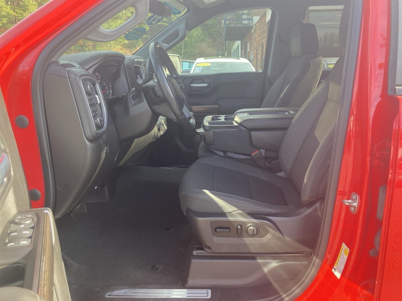 Chevrolet Silverado 1500 4WD Crew Cab 147" RST 2021