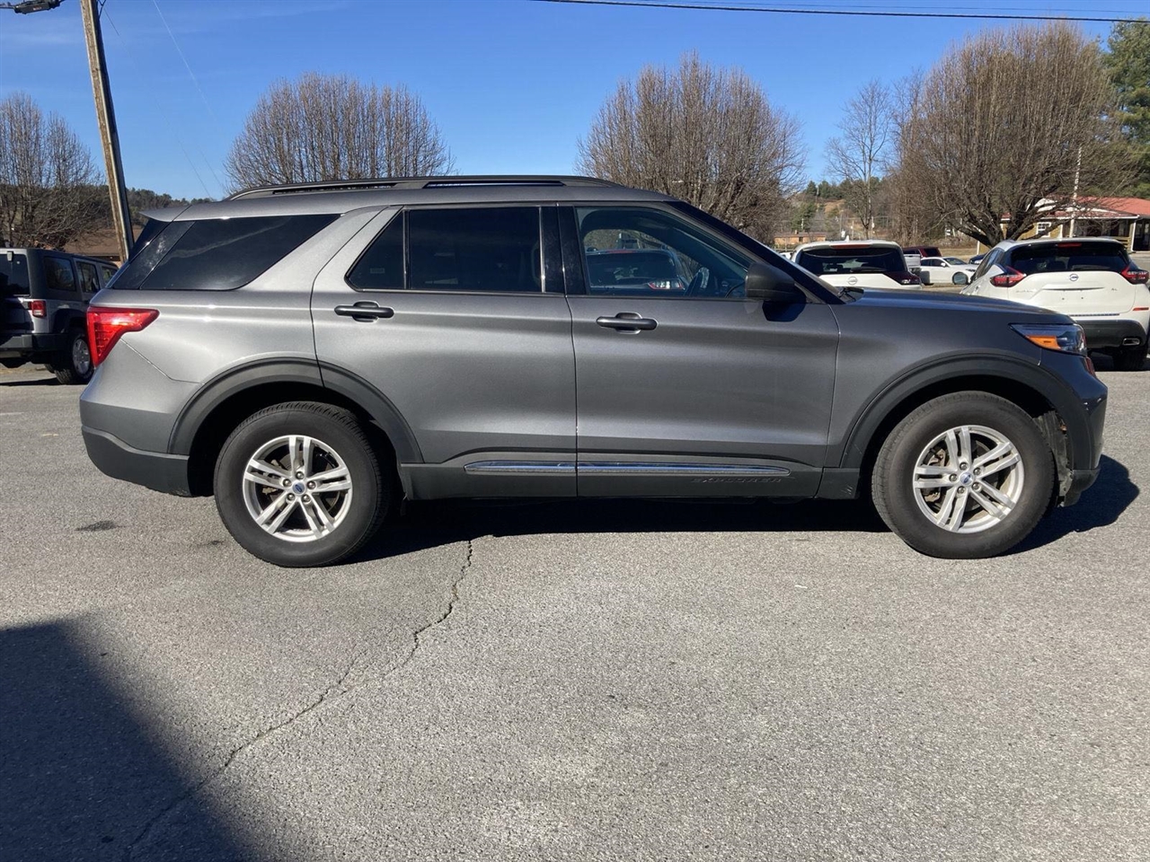 Ford Explorer XLT 4WD 2023