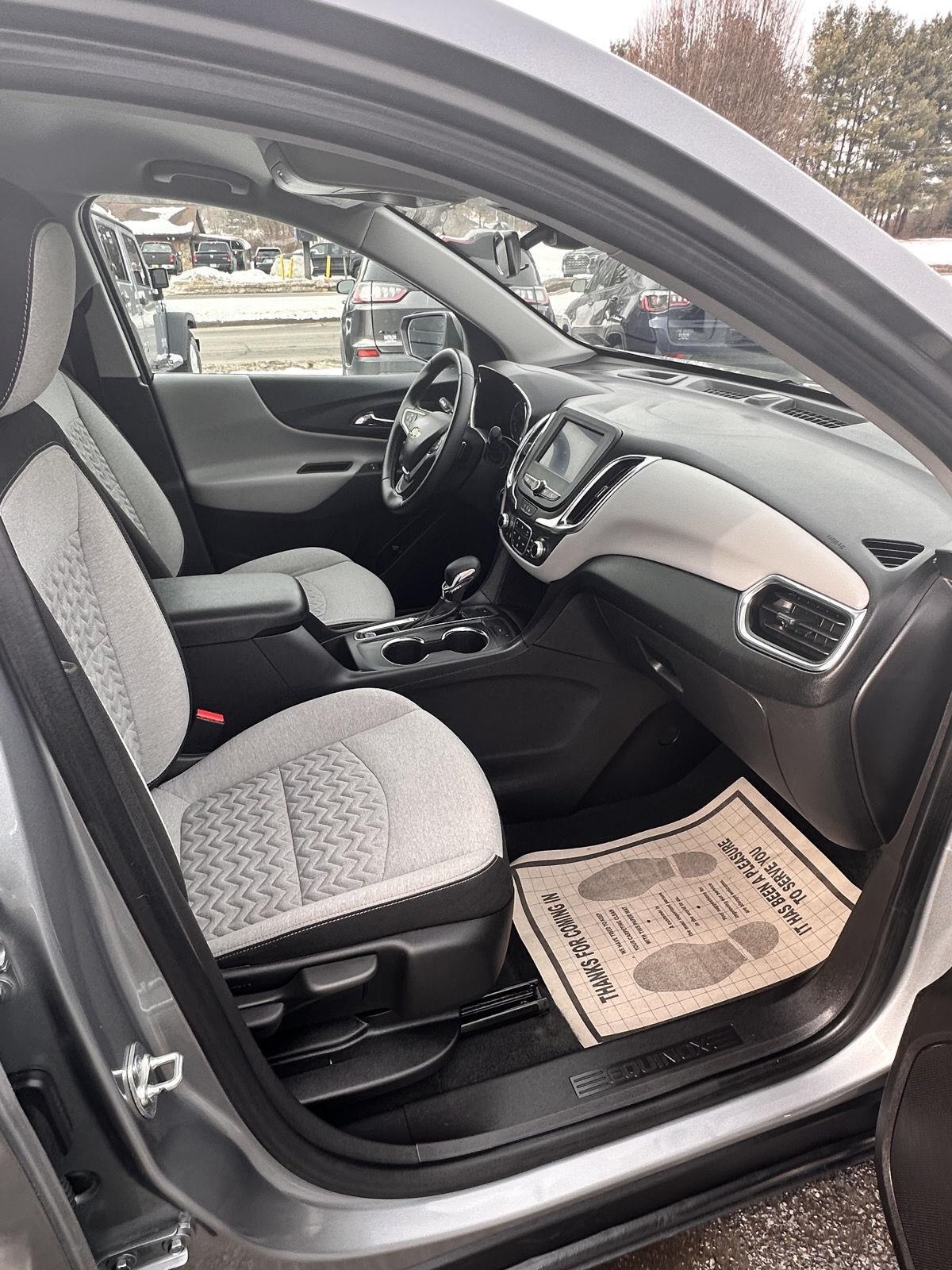 Chevrolet Equinox AWD 4dr LT w/1LT 2024