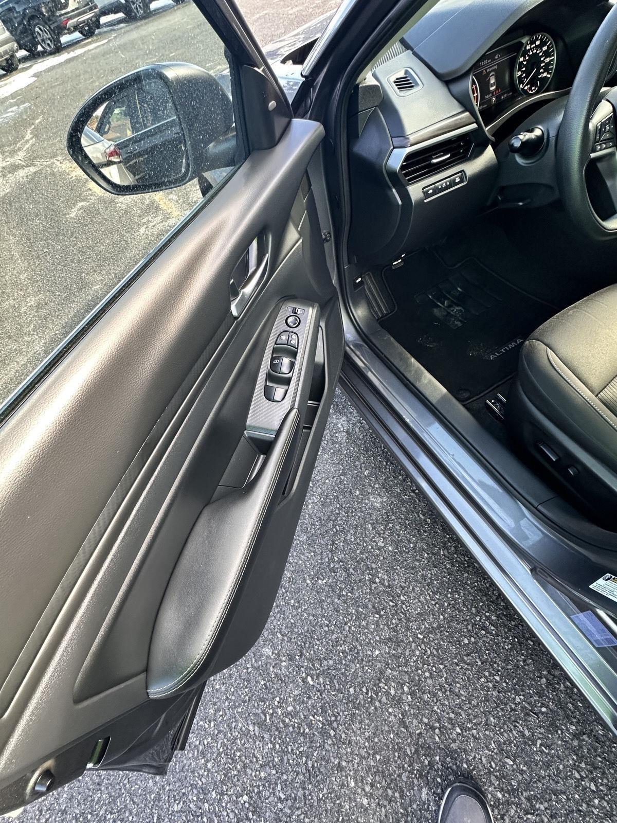 Nissan Altima 2.5 SV Sedan 2024