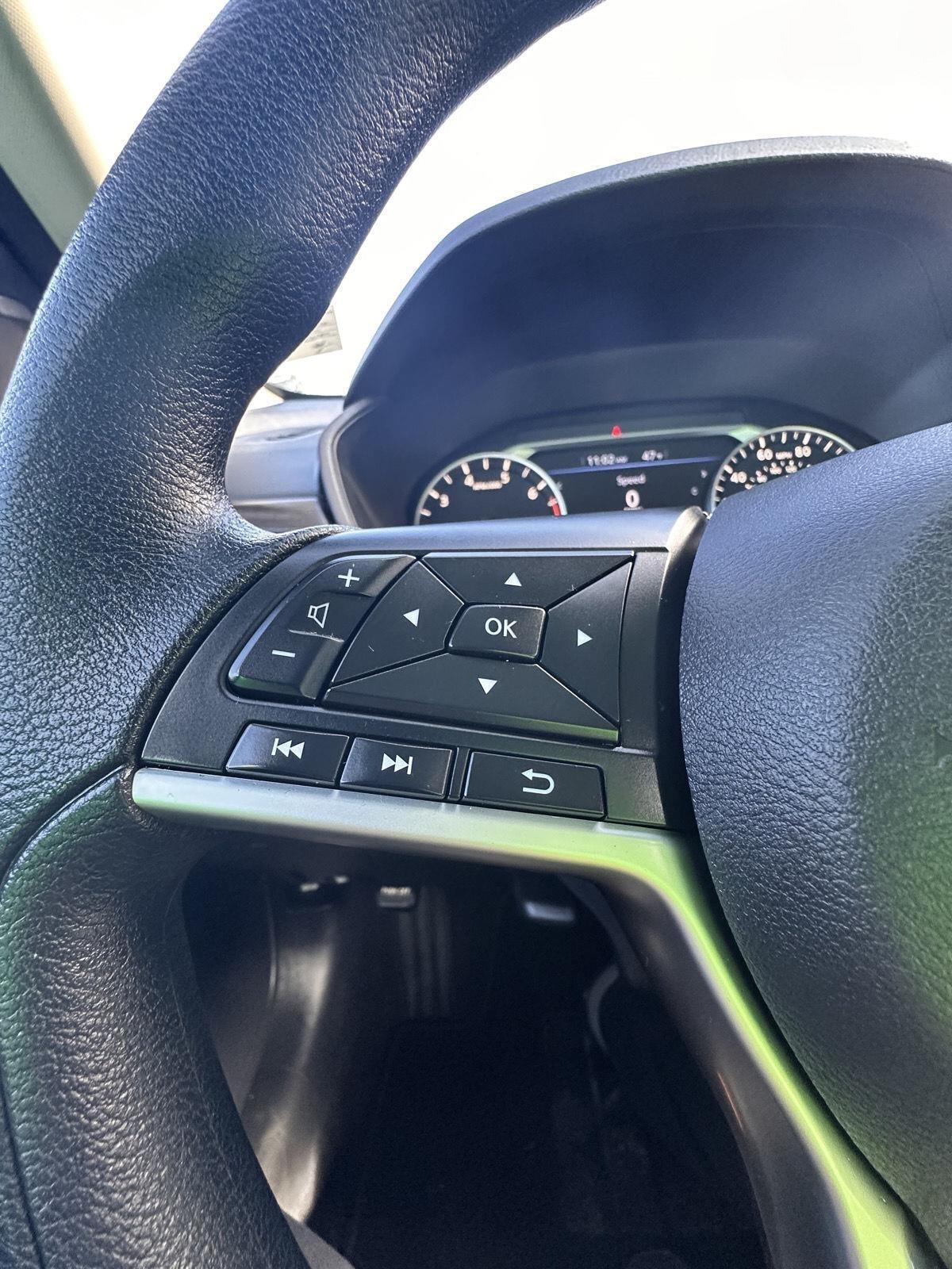 Nissan Altima 2.5 SV Sedan 2024