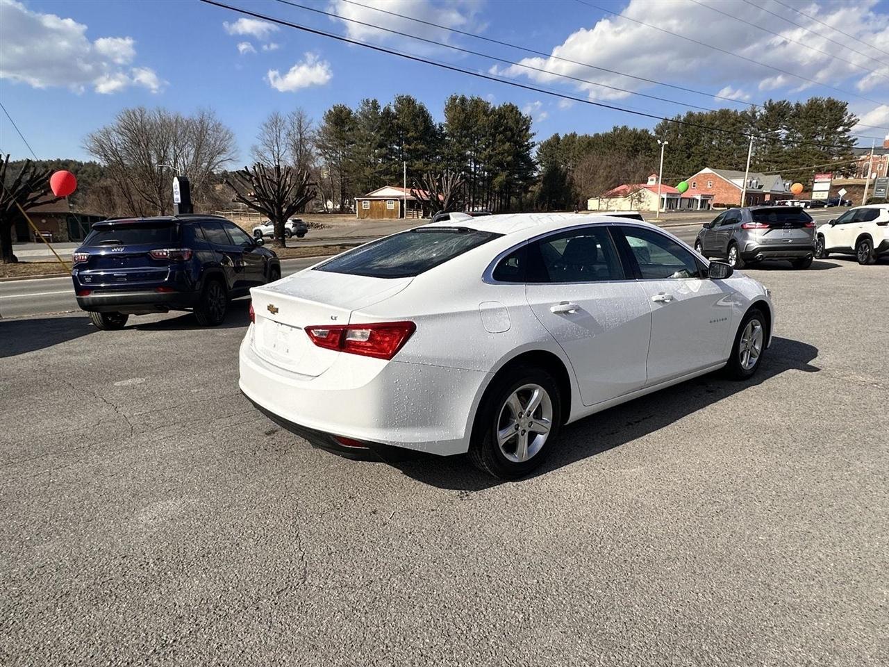 Chevrolet Malibu 4dr Sdn 1LT 2023