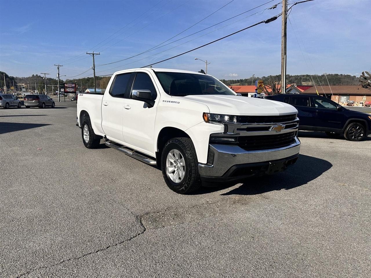 Chevrolet Silverado 1500 4WD Crew Cab 157" LT 2021