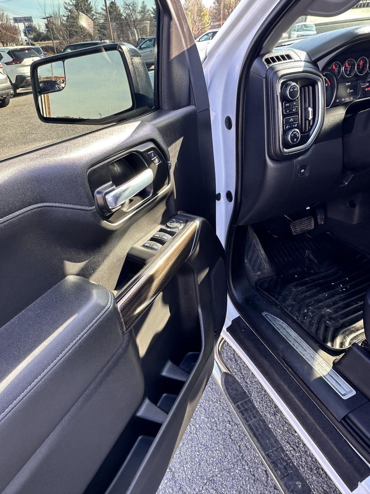 Chevrolet Silverado 1500 4WD Crew Cab 157" LT 2021