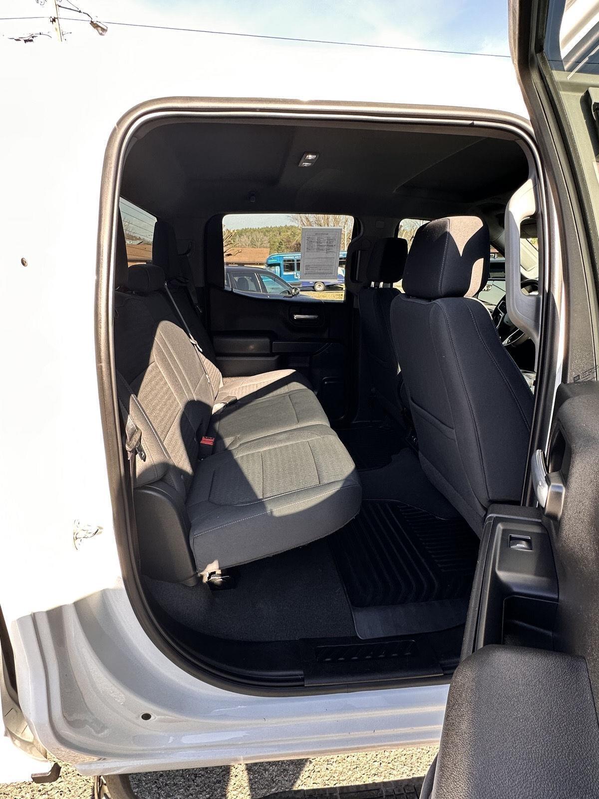 Chevrolet Silverado 1500 4WD Crew Cab 157" LT 2021