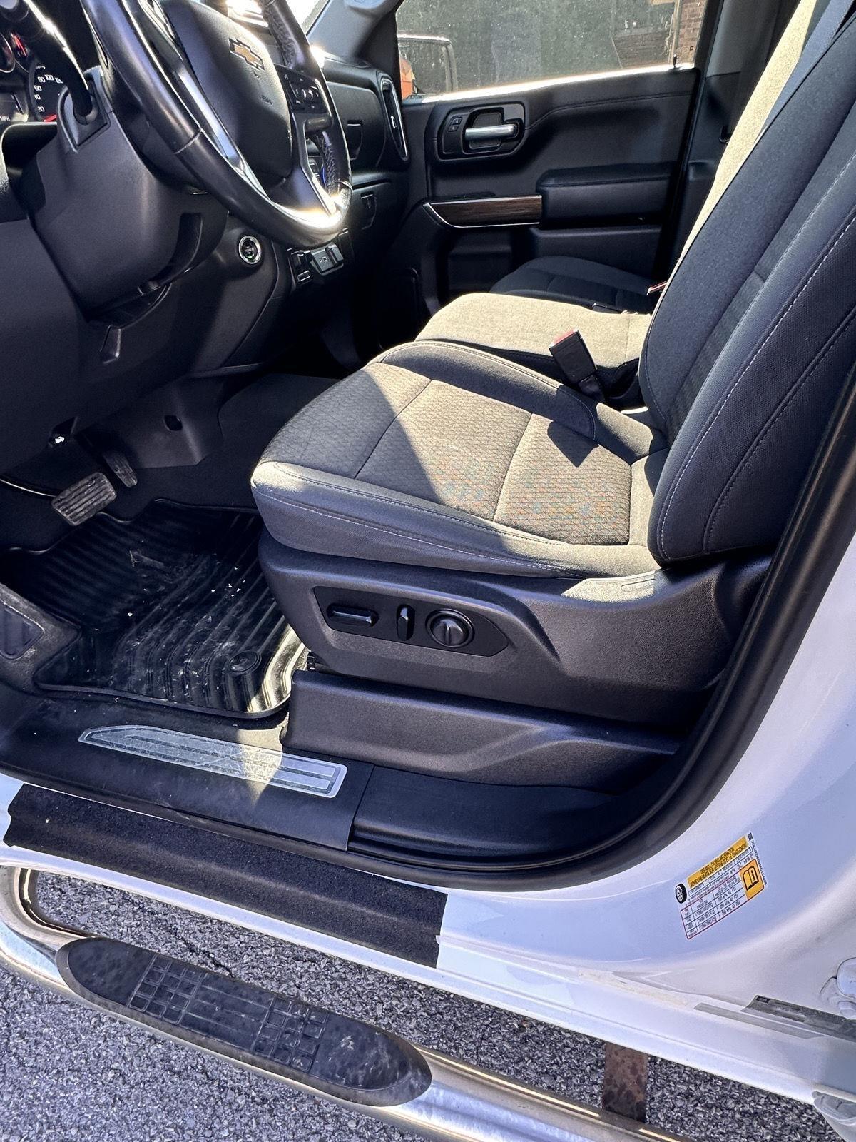 Chevrolet Silverado 1500 4WD Crew Cab 157" LT 2021