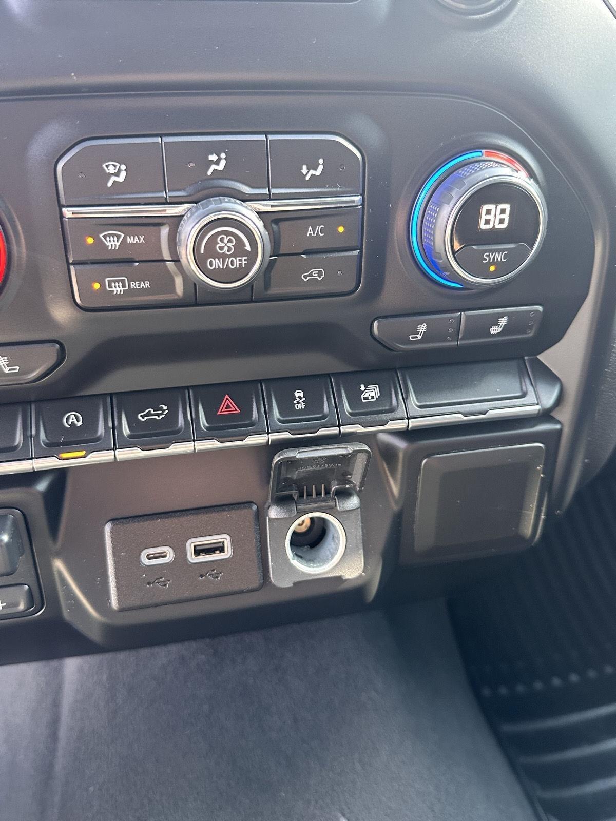 Chevrolet Silverado 1500 4WD Crew Cab 157" LT 2021