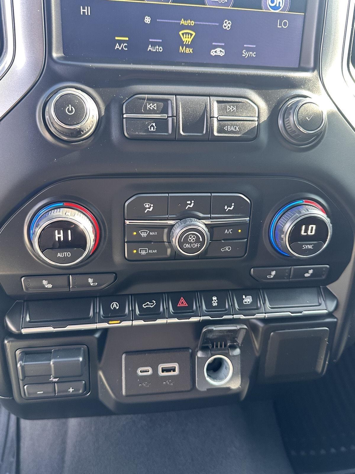 Chevrolet Silverado 1500 4WD Crew Cab 157" LT 2021