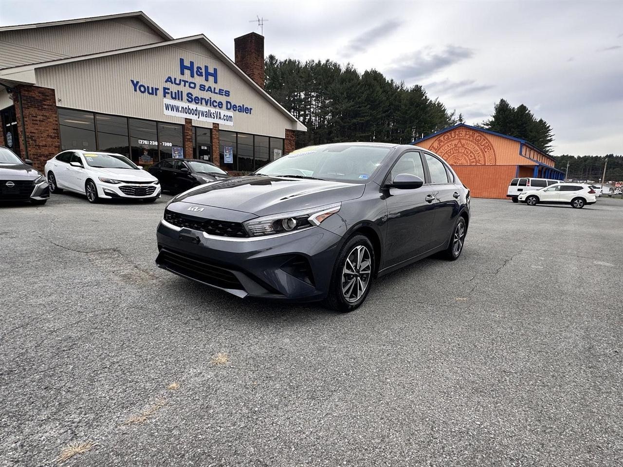 Kia Forte LXS IVT 2024