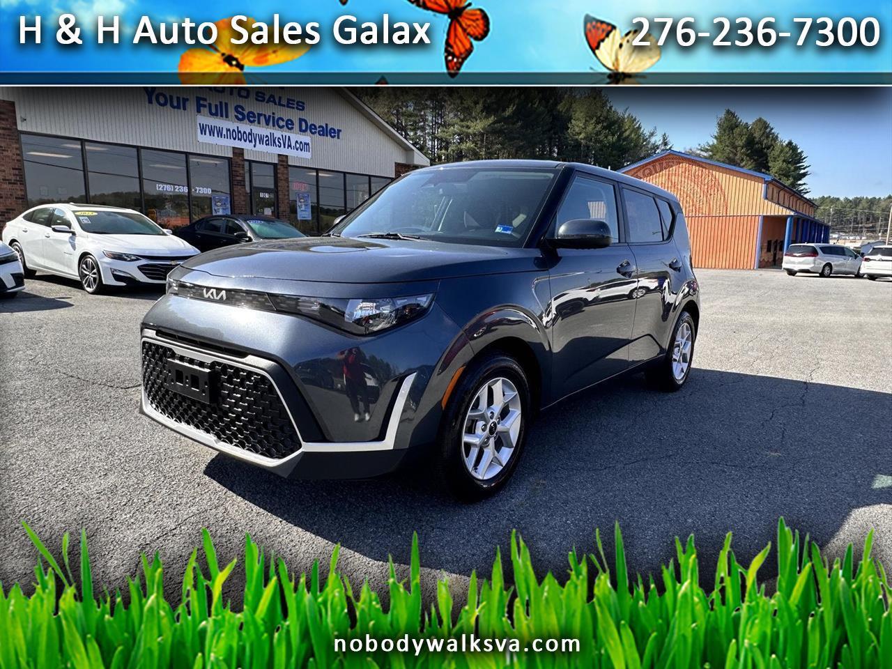 2023 Kia Soul LX IVT