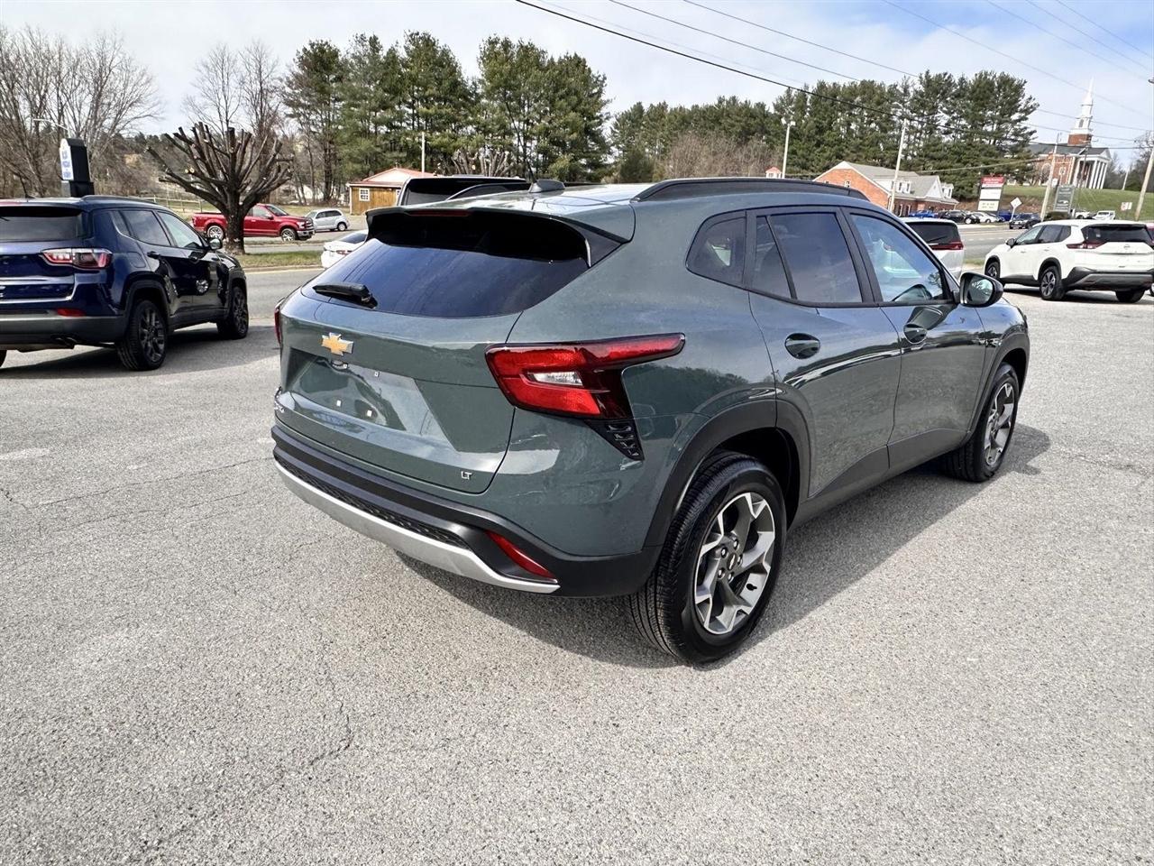 Chevrolet Trax FWD 4dr LT 2025