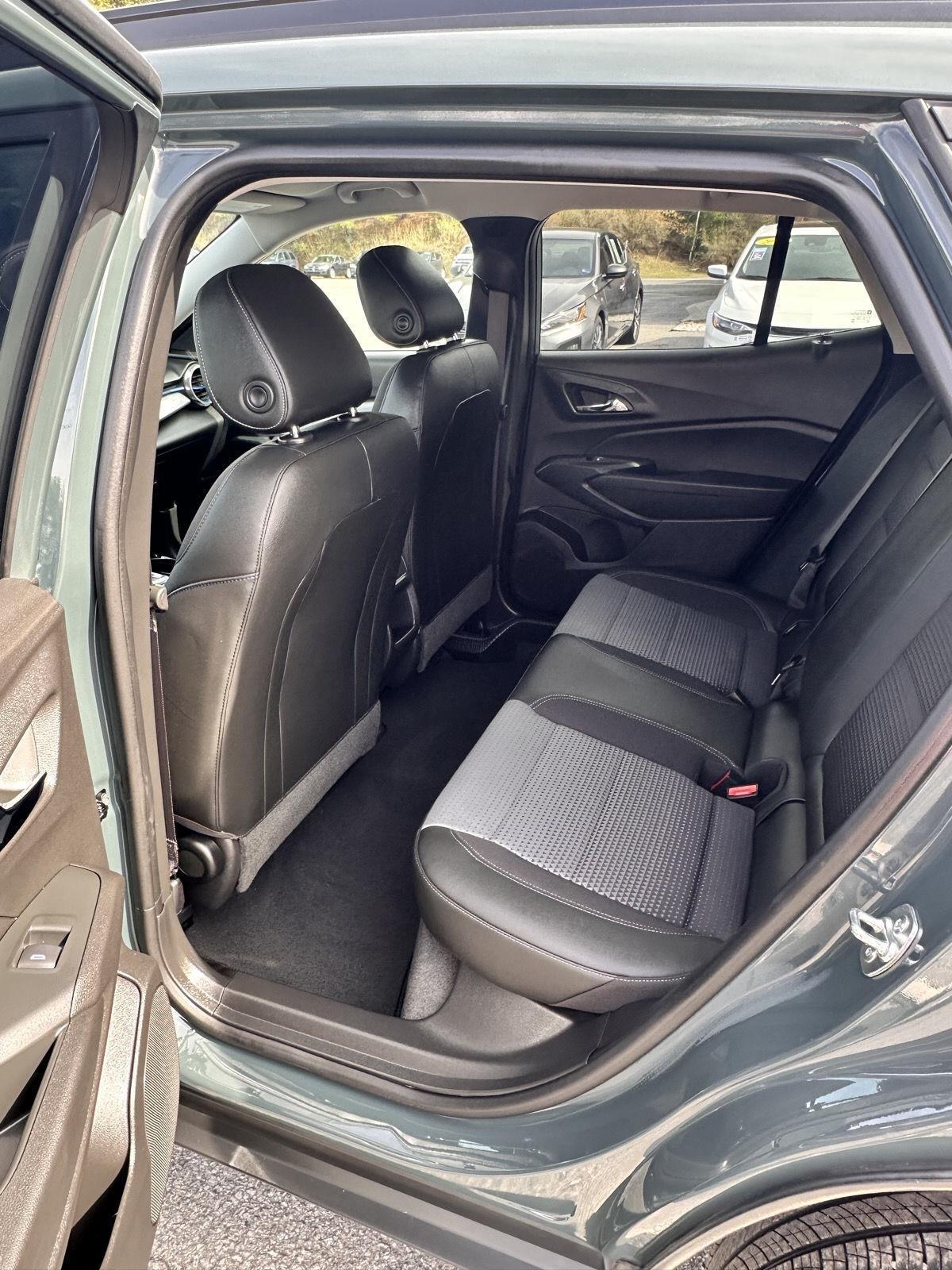 Chevrolet Trax FWD 4dr LT 2025