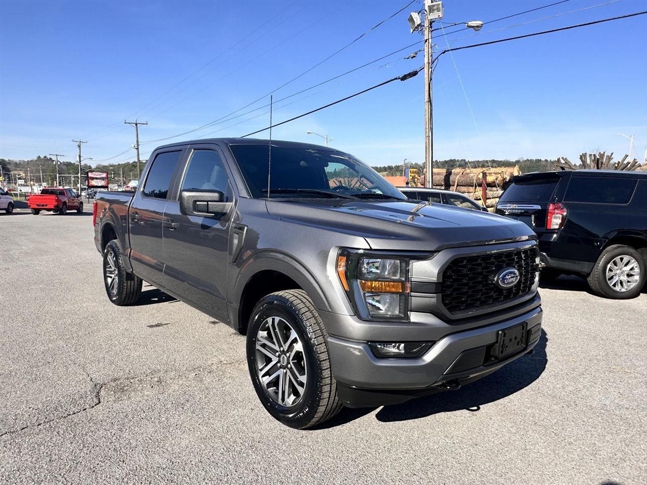 Ford F-150 Lariat 4WD SuperCrew 5.5' Box 2023