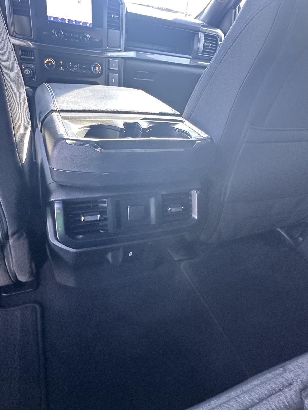 Ford F-150 Lariat 4WD SuperCrew 5.5' Box 2023