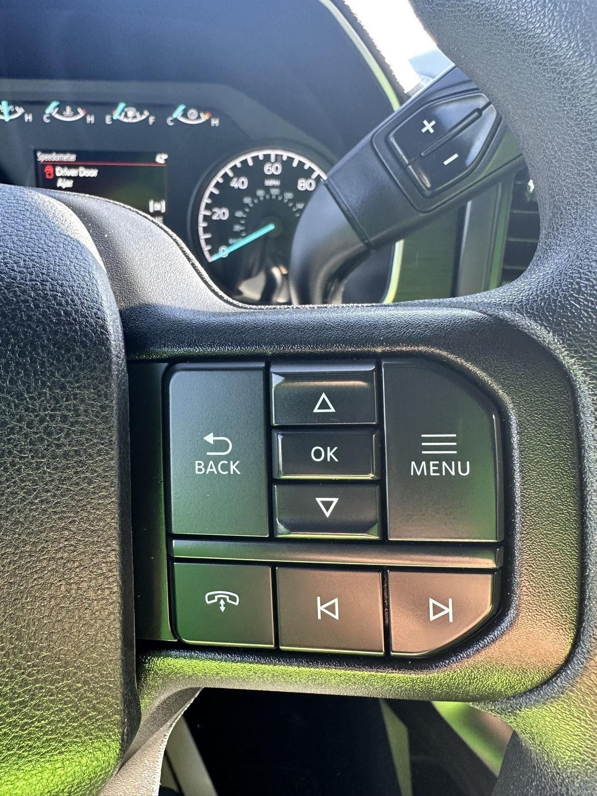 Ford F-150 Lariat 4WD SuperCrew 5.5' Box 2023