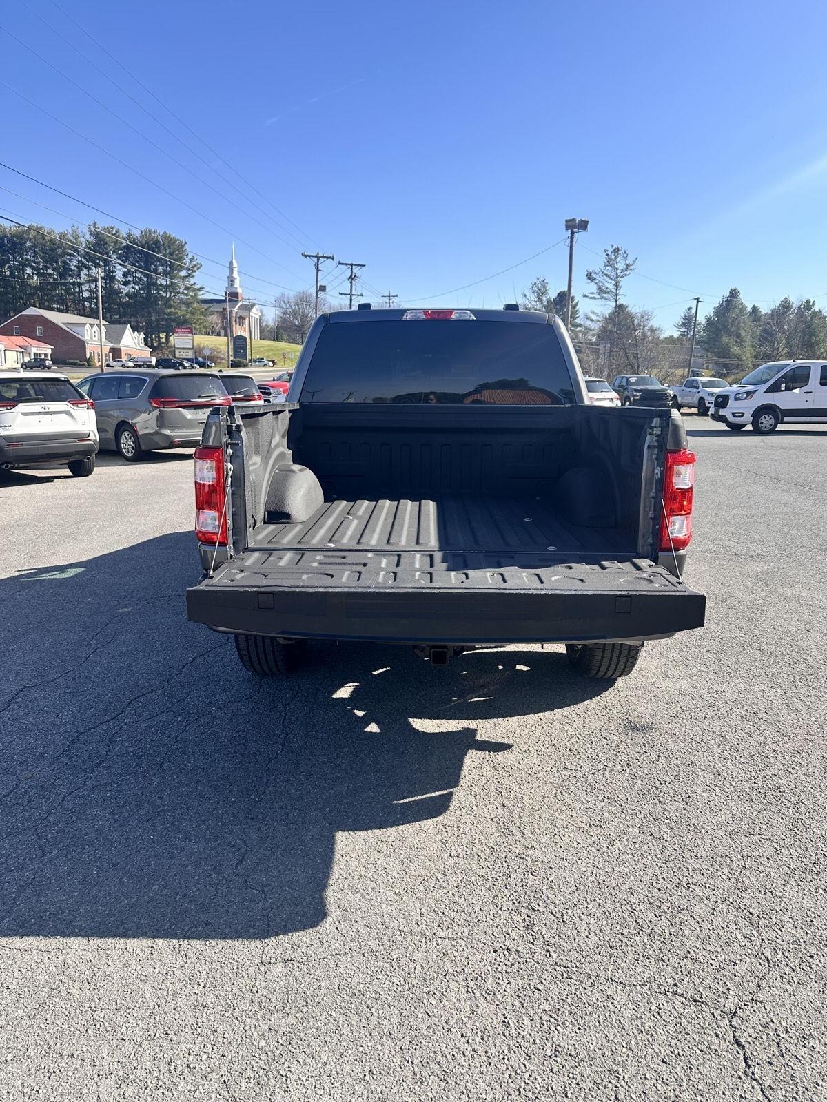 Ford F-150 Lariat 4WD SuperCrew 5.5' Box 2023