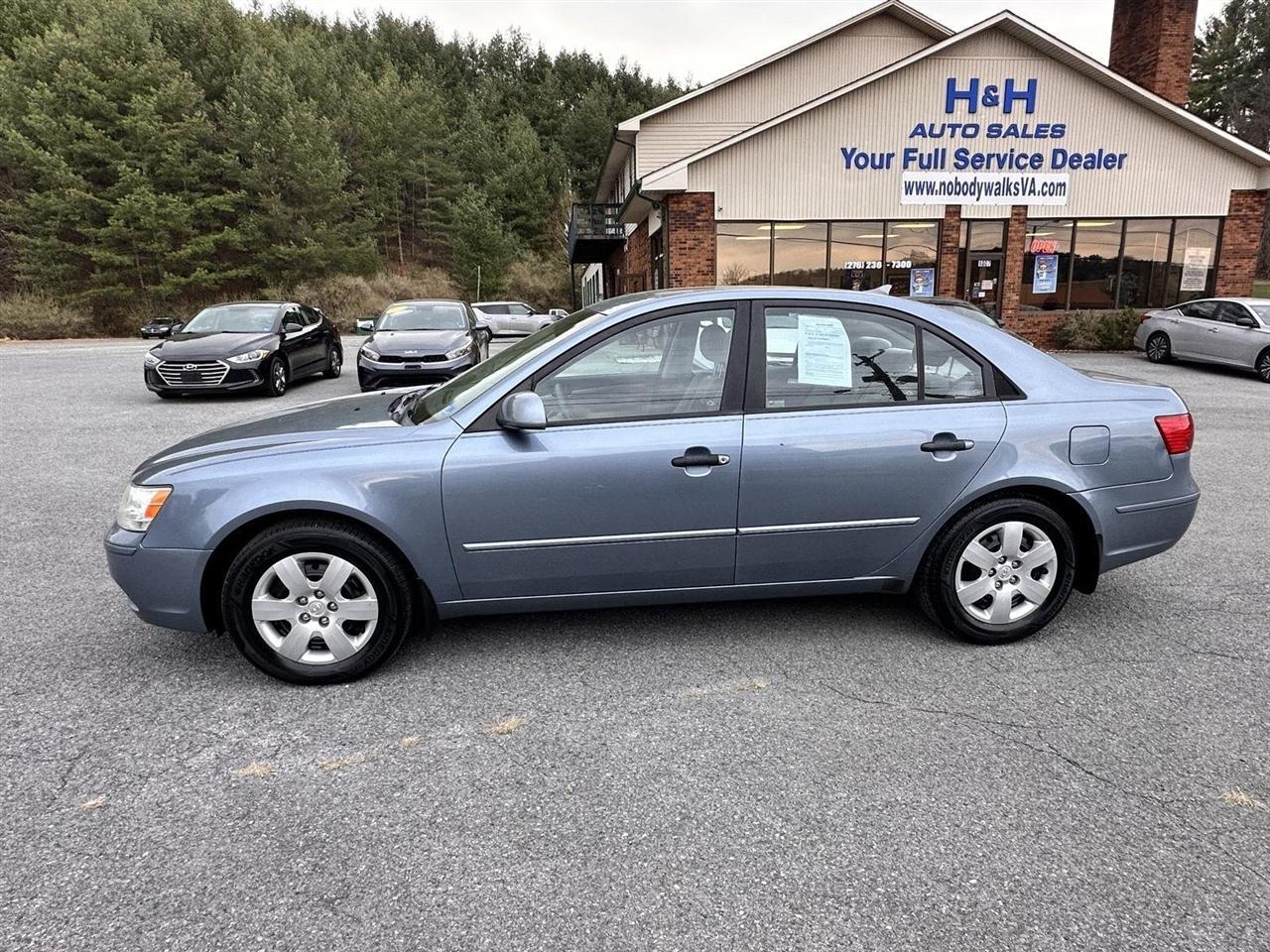 Hyundai Sonata 4dr Sdn I4 Auto GLS 2010