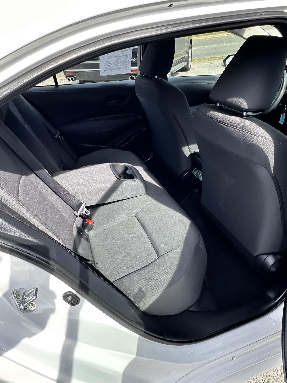 Toyota Corolla LE CVT (Natl) 2024