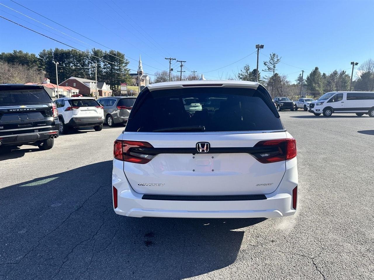 Honda Odyssey Sport-L Auto 2025