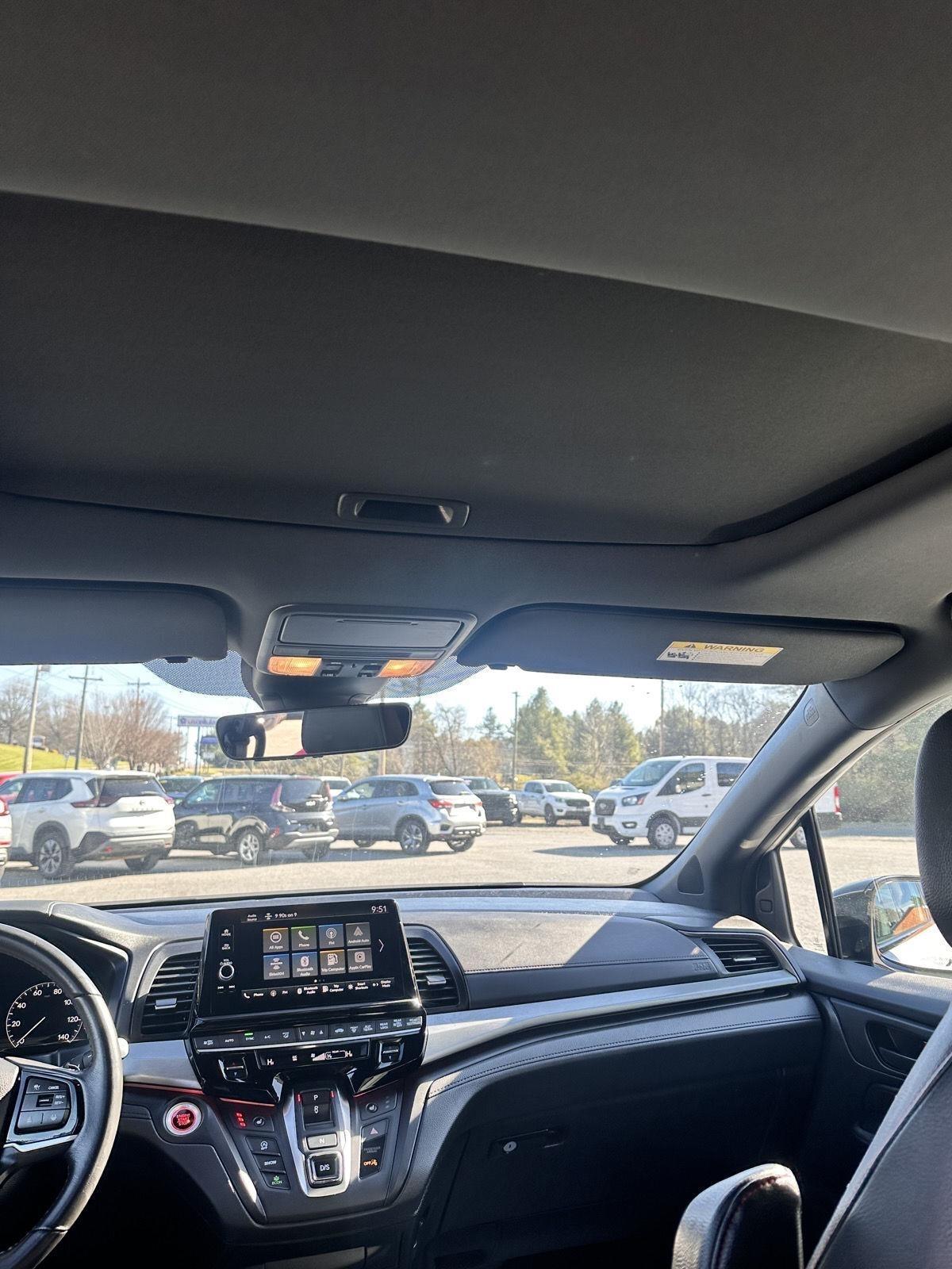 Honda Odyssey Sport-L Auto 2025