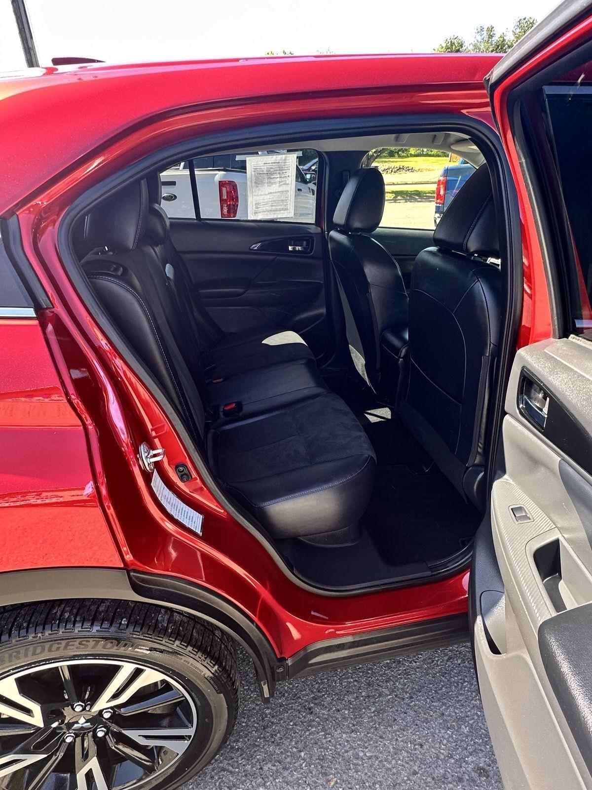 Mitsubishi Eclipse Cross SEL S-AWC 2024