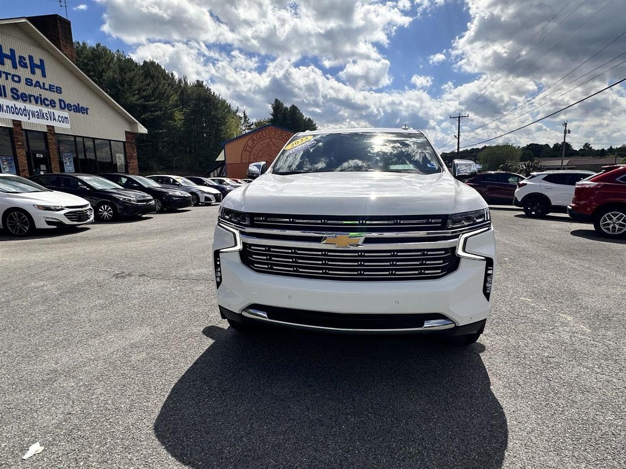 Chevrolet Suburban 4WD 4dr Premier 2023