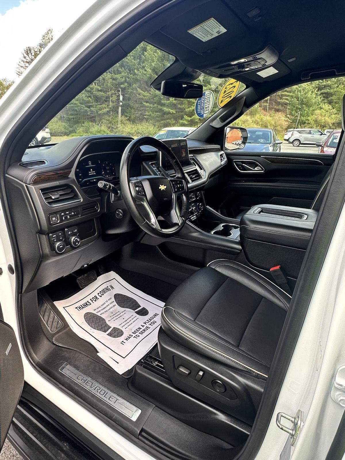 Chevrolet Suburban 4WD 4dr Premier 2023