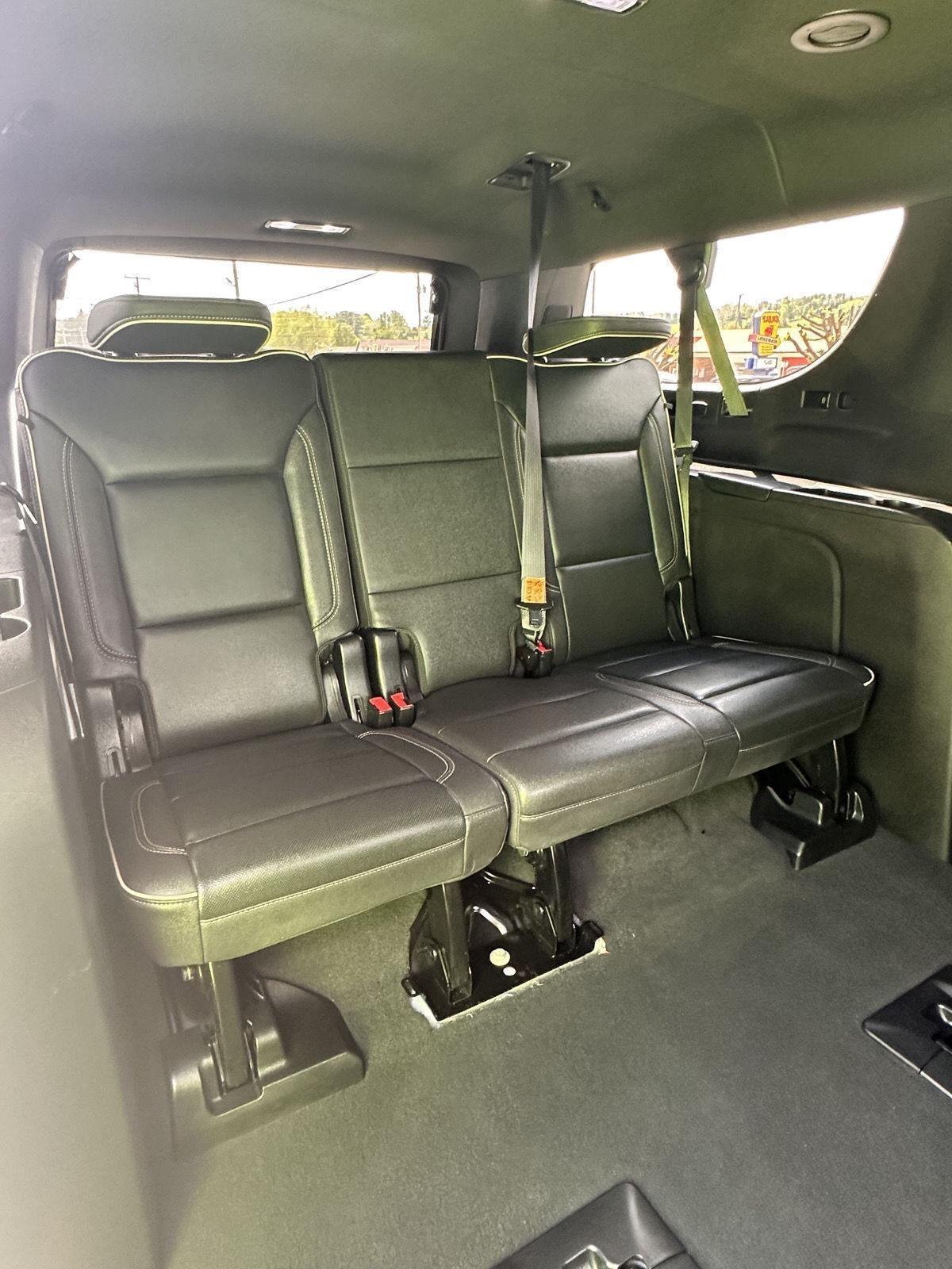 Chevrolet Suburban 4WD 4dr Premier 2023