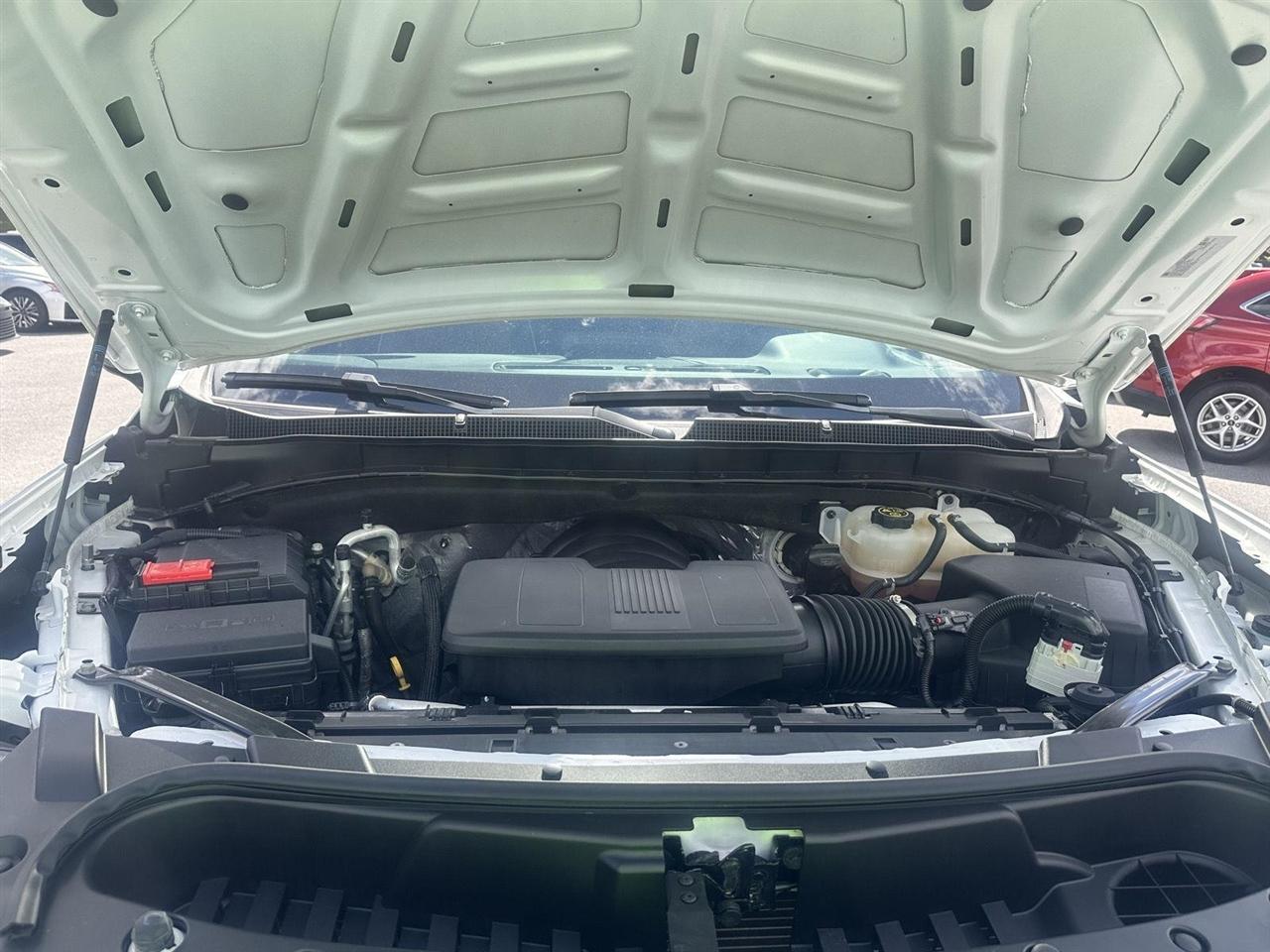 Chevrolet Suburban 4WD 4dr Premier 2023