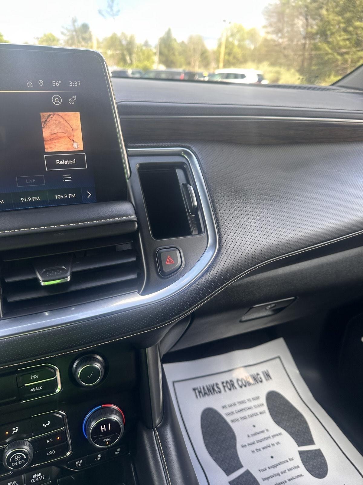 Chevrolet Suburban 4WD 4dr Premier 2023