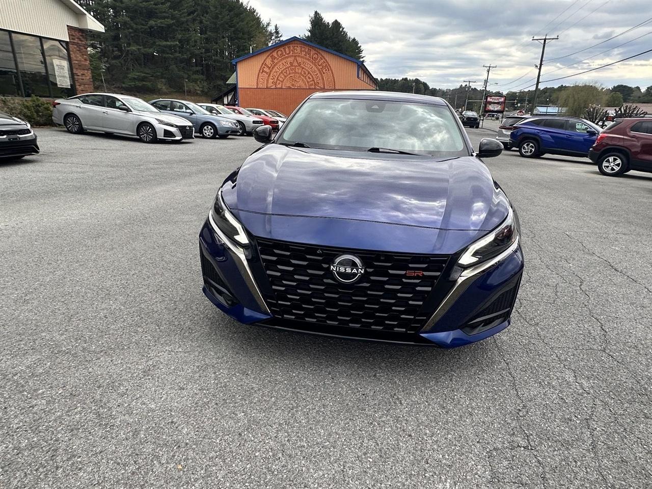 Nissan Altima 2.5 SR AWD Sedan 2024