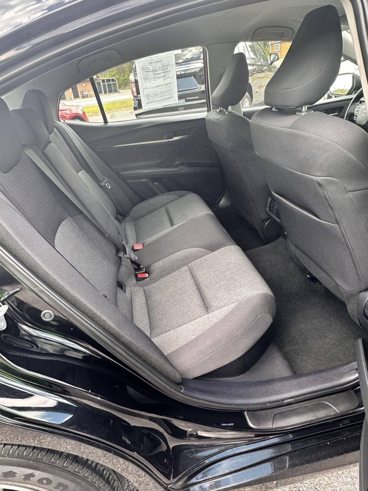 Toyota Camry XLE (Natl) 2025