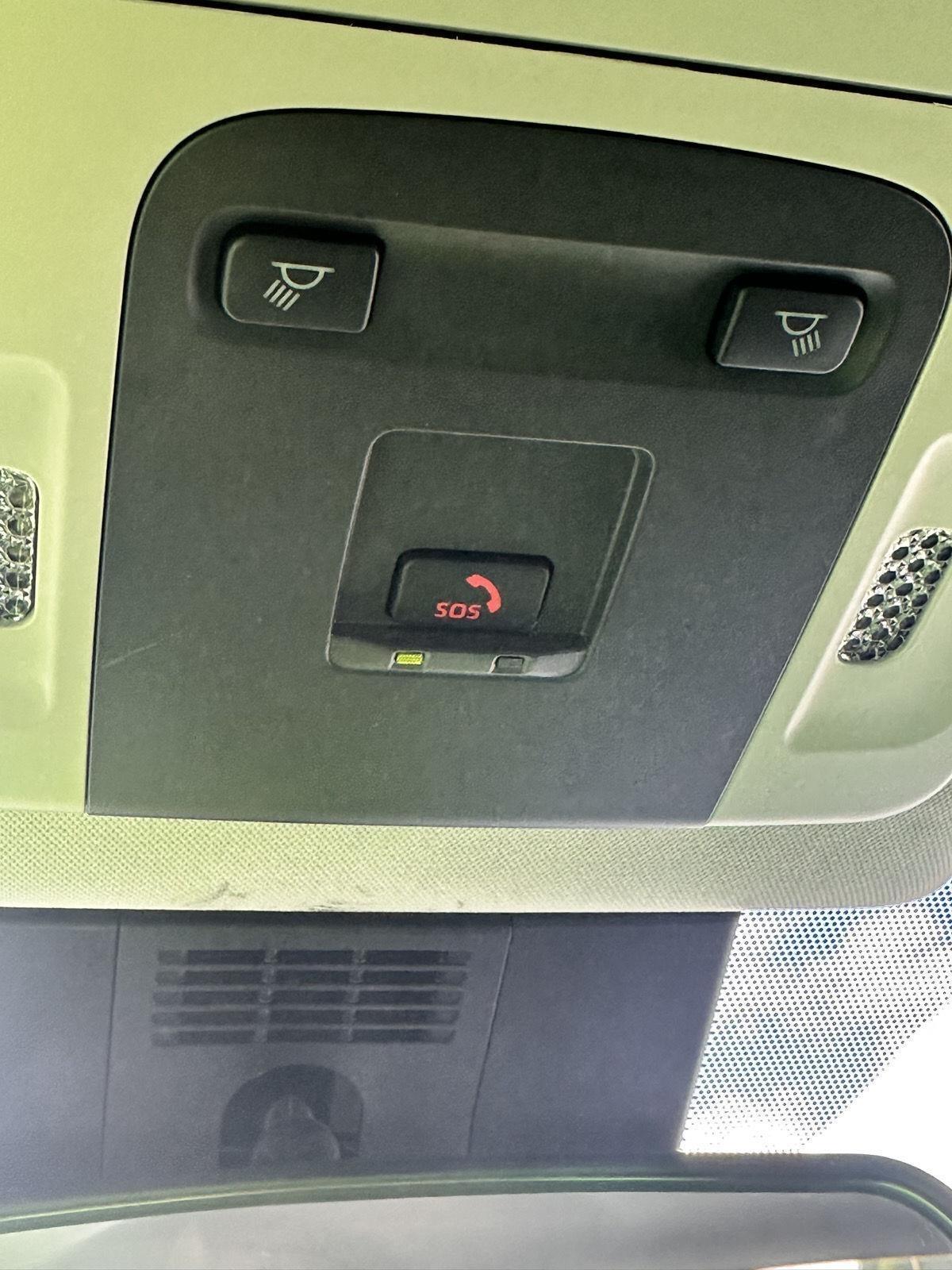 Toyota Camry XLE (Natl) 2025