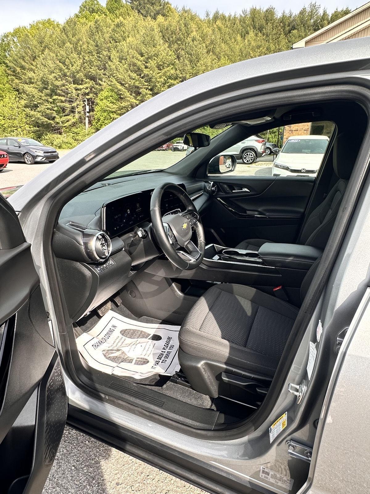 Chevrolet Equinox AWD 4dr LT w/2LT 2025