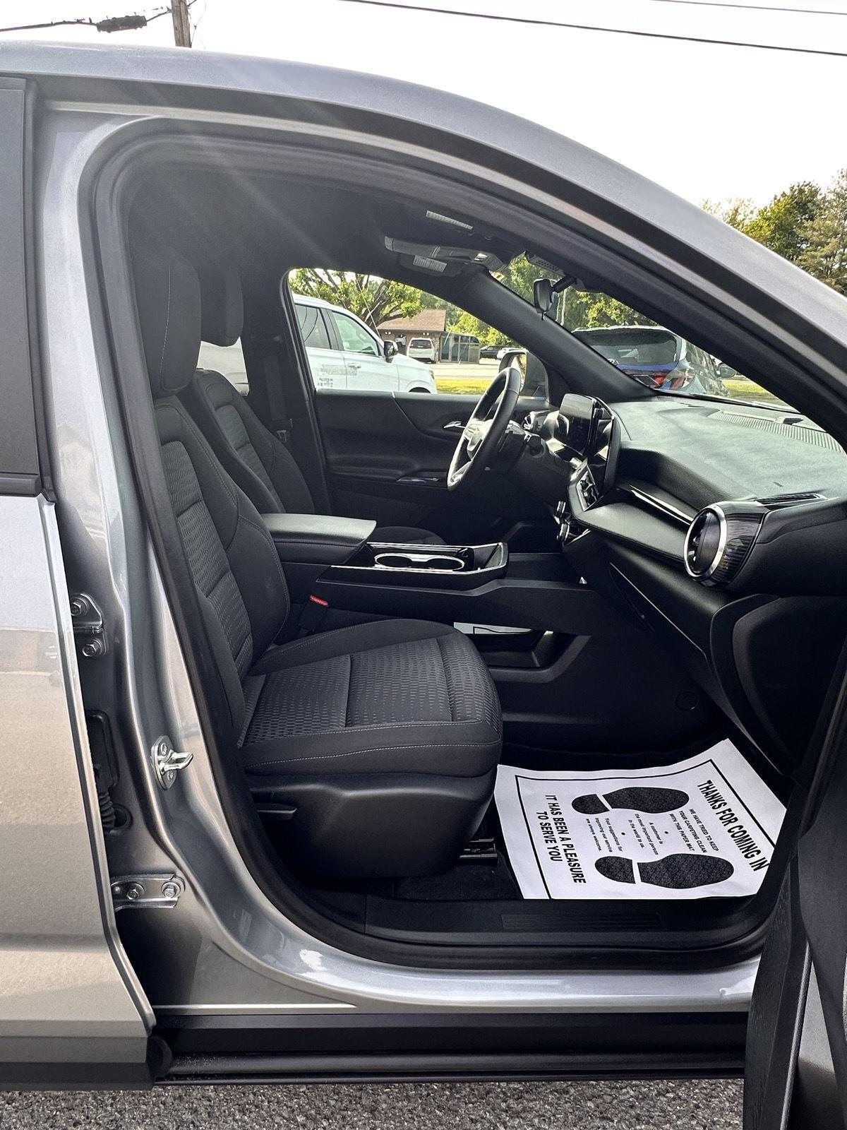 Chevrolet Equinox AWD 4dr LT w/2LT 2025