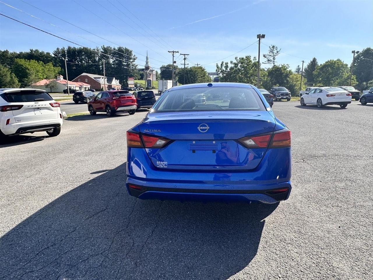 Nissan Altima SV FWD 2025
