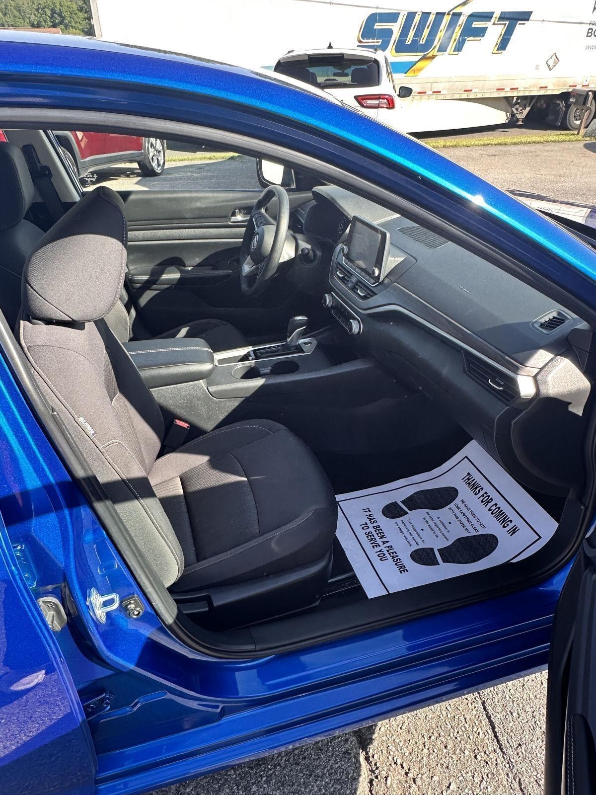 Nissan Altima SV FWD 2025