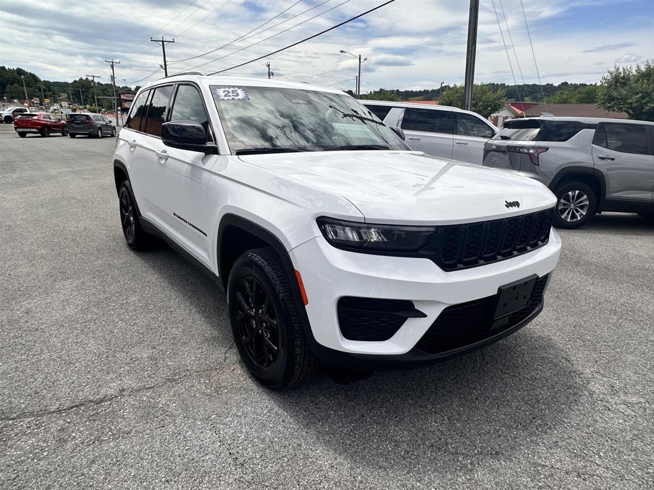 Jeep Grand Cherokee Altitude 4x4 2025