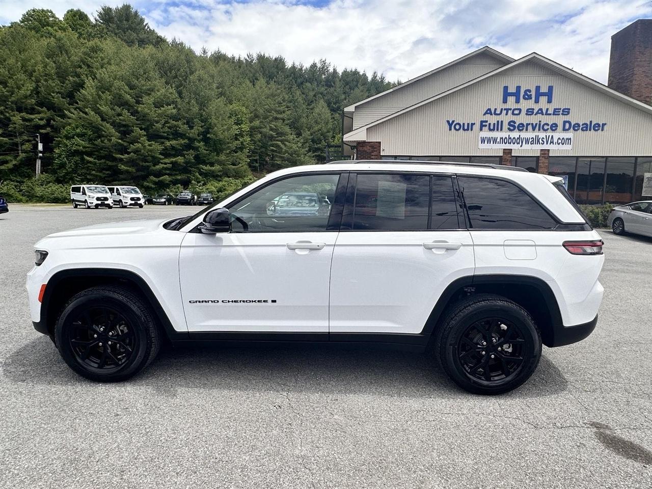 Jeep Grand Cherokee Altitude 4x4 2025