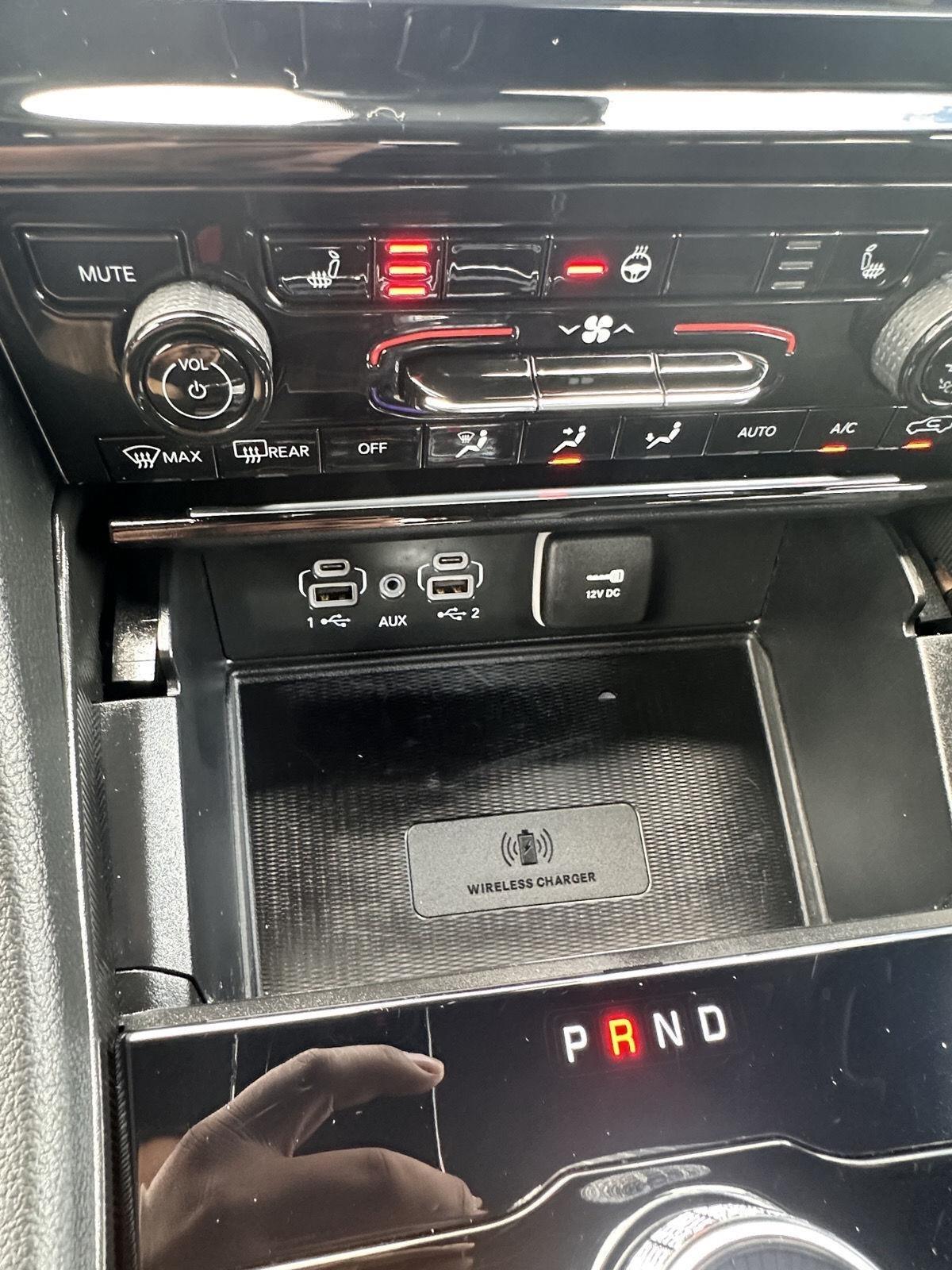 Jeep Grand Cherokee Altitude 4x4 2025