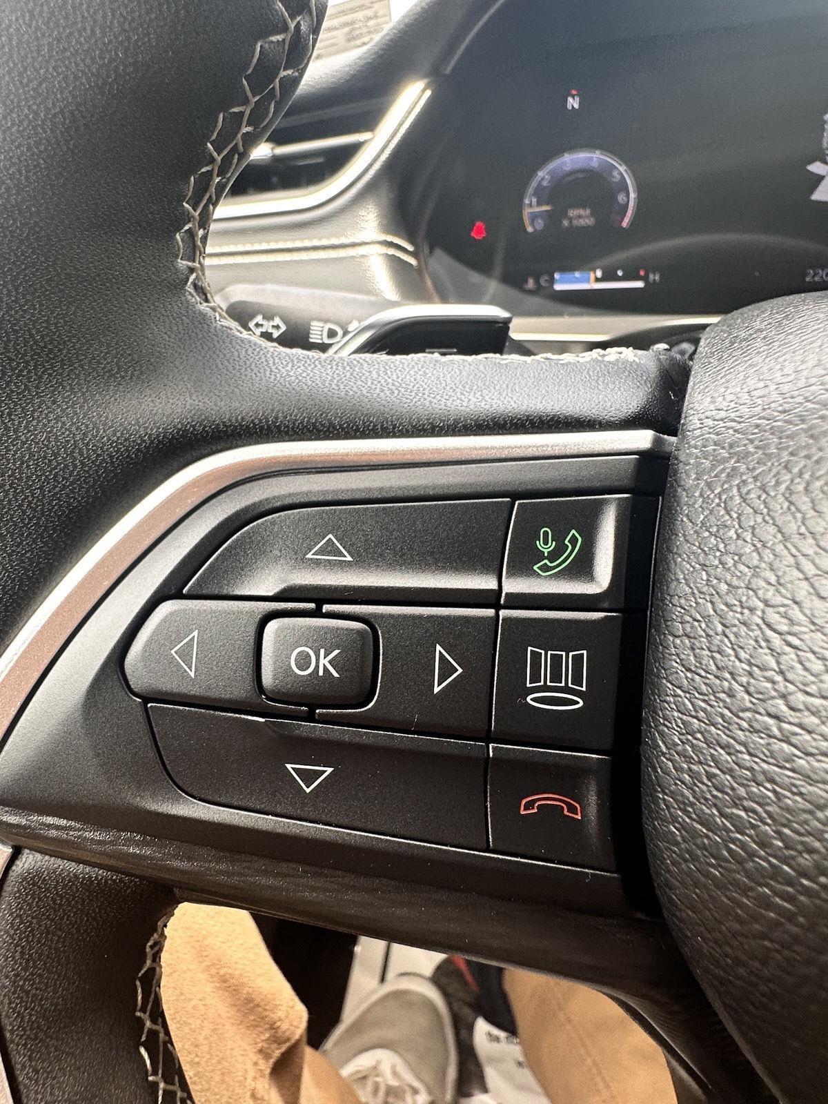 Jeep Grand Cherokee Altitude 4x4 2025