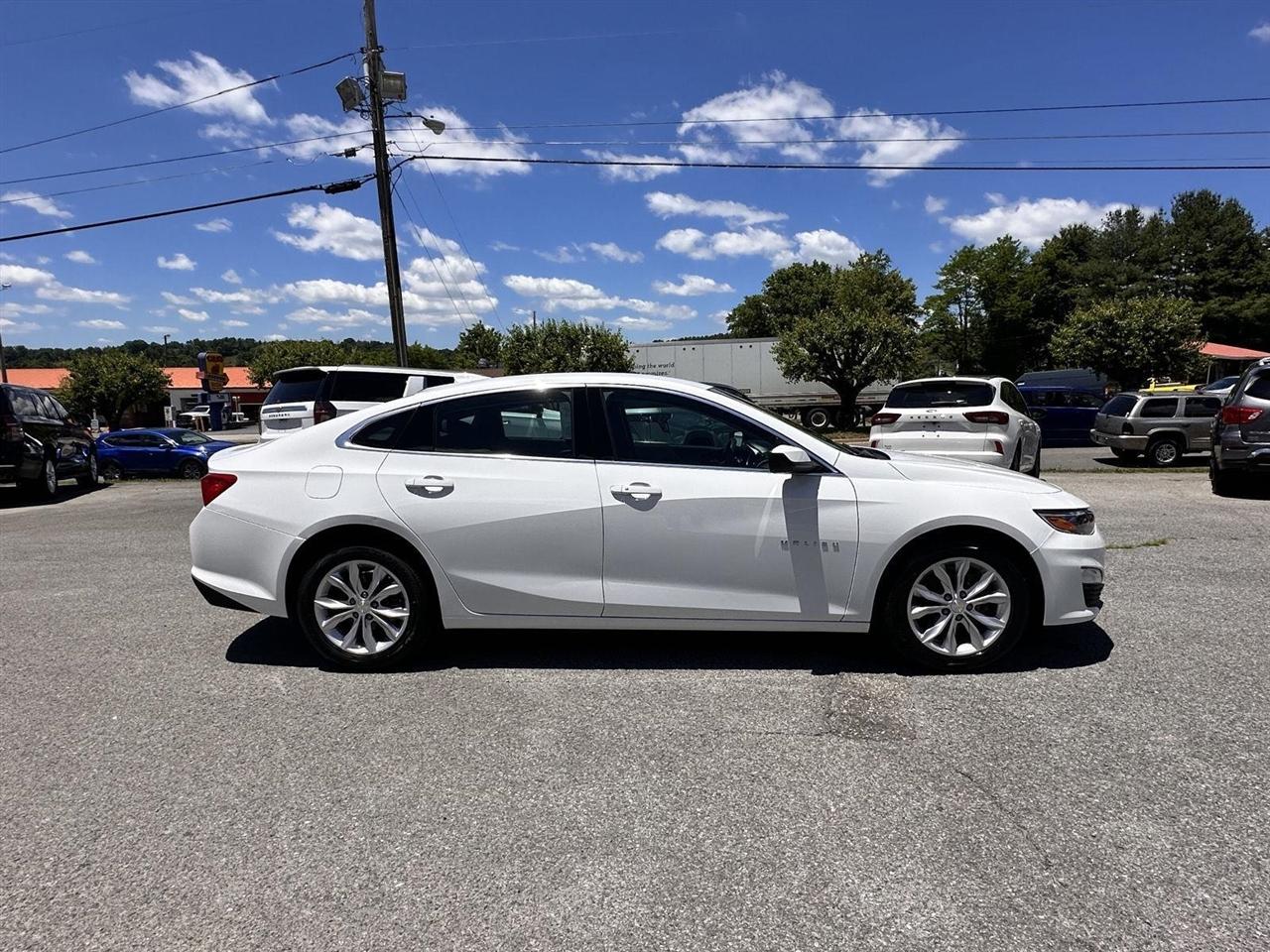 Chevrolet Malibu 4dr Sdn 1LT 2024
