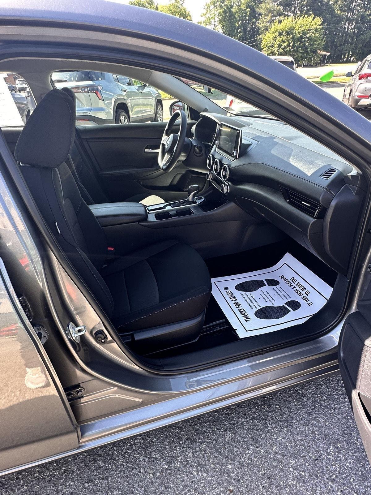 Nissan Sentra SV CVT 2024