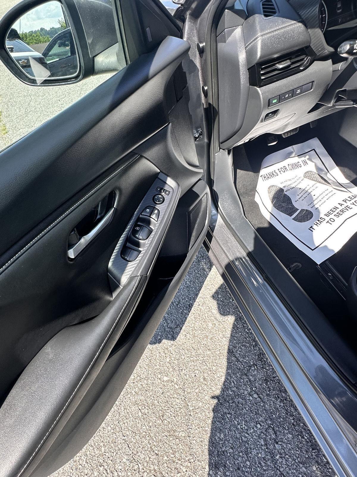 Nissan Sentra SV CVT 2024