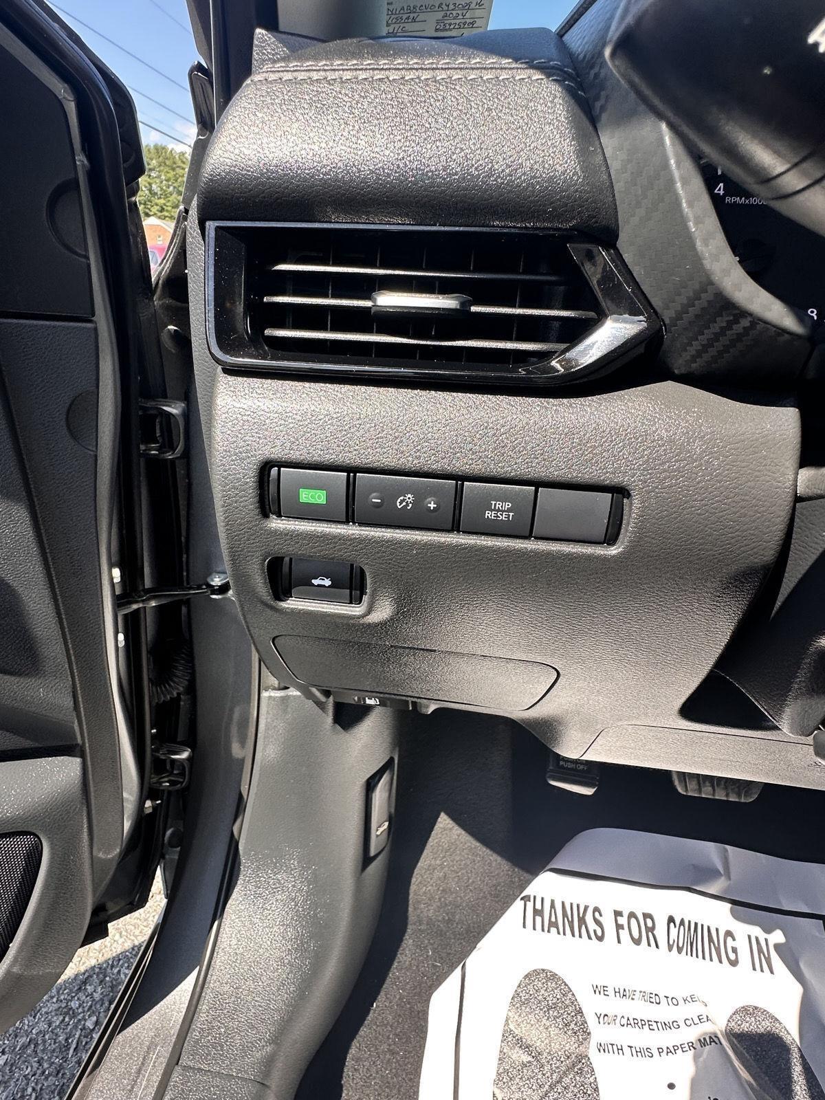 Nissan Sentra SV CVT 2024